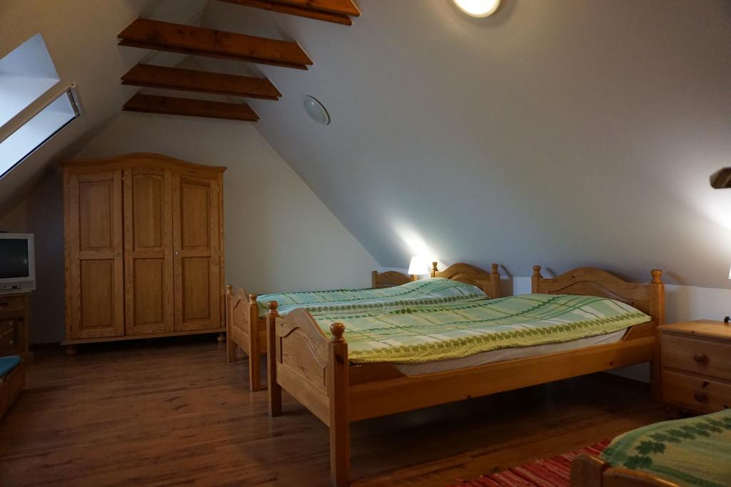 Vamosi Vendeghaz Apartment Nemesvamos Bagian luar foto